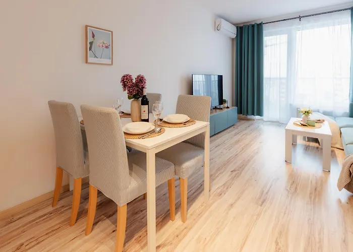 Jegeho With Balcony Apartment