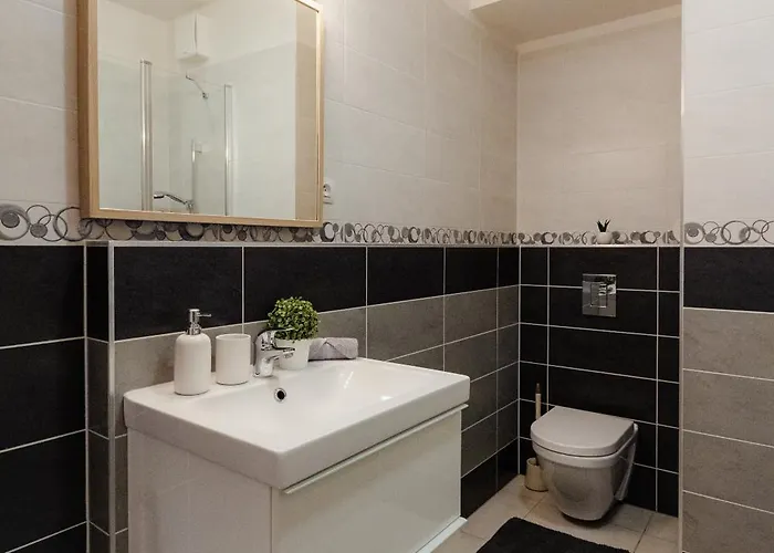 Jegeho With Balcony Apartment *